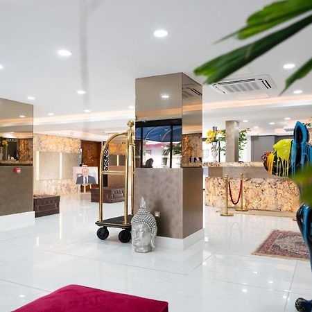 Ibis Styles Cayenne Centre Amazonia Hotel Exterior photo